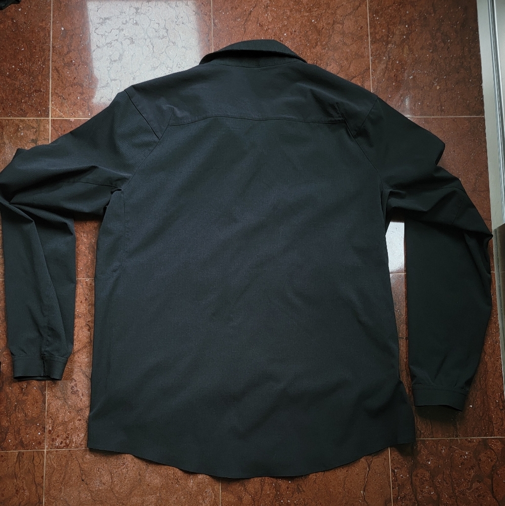 Lululemon Lab Diffract Cargo Jacket - Picture 2 of 11